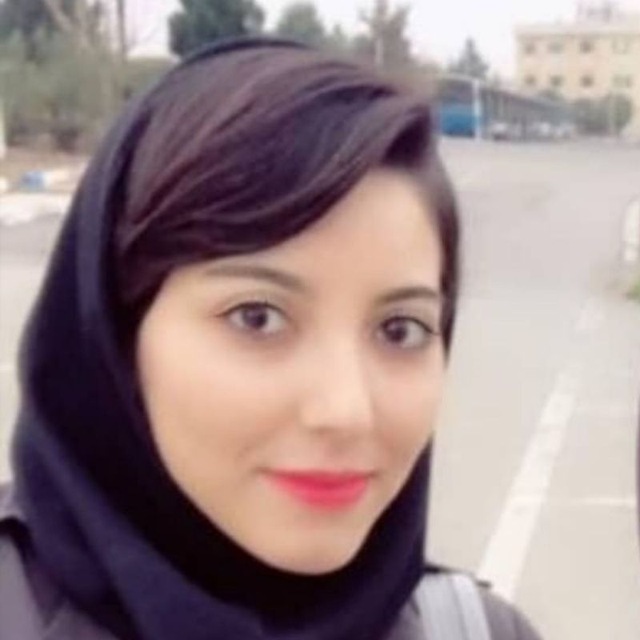 نسیم احمدزاده